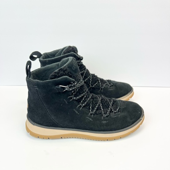 Ugg Boots Womens Size 9.5 Lakesider Heritage Mid Short Boots Black Suede Sherpa - Picture 1 of 12